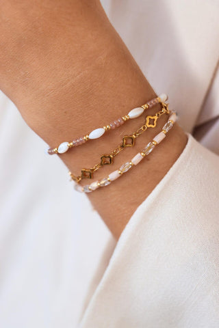 Terra White Bracelet Gold