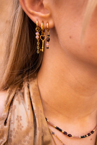 Single golden sand hoop gold