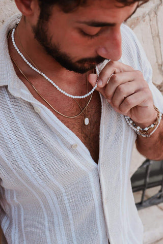 Thin white necklace silver