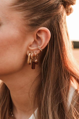 Single oval braid hoop gold