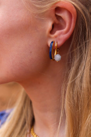 Single full moon hoop gold