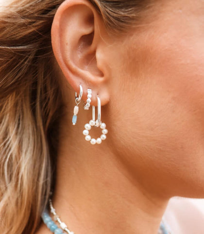 Single Oval pearl hoop silver