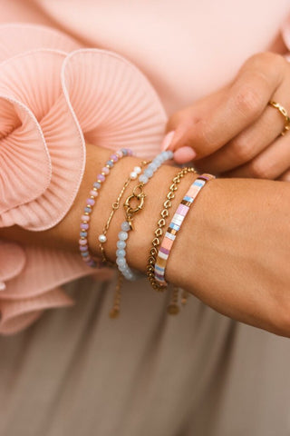 Pearl pearl pearl bracelet gold