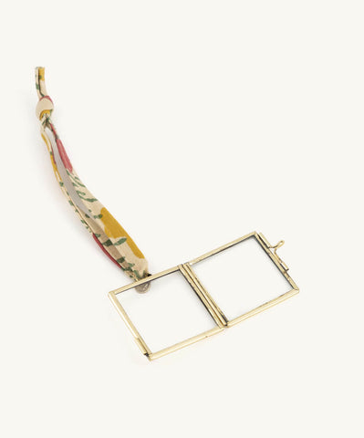 Evy Frame Mini - doing goods