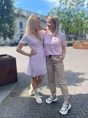 Samera rikkelie wrap dress - light lilac dot