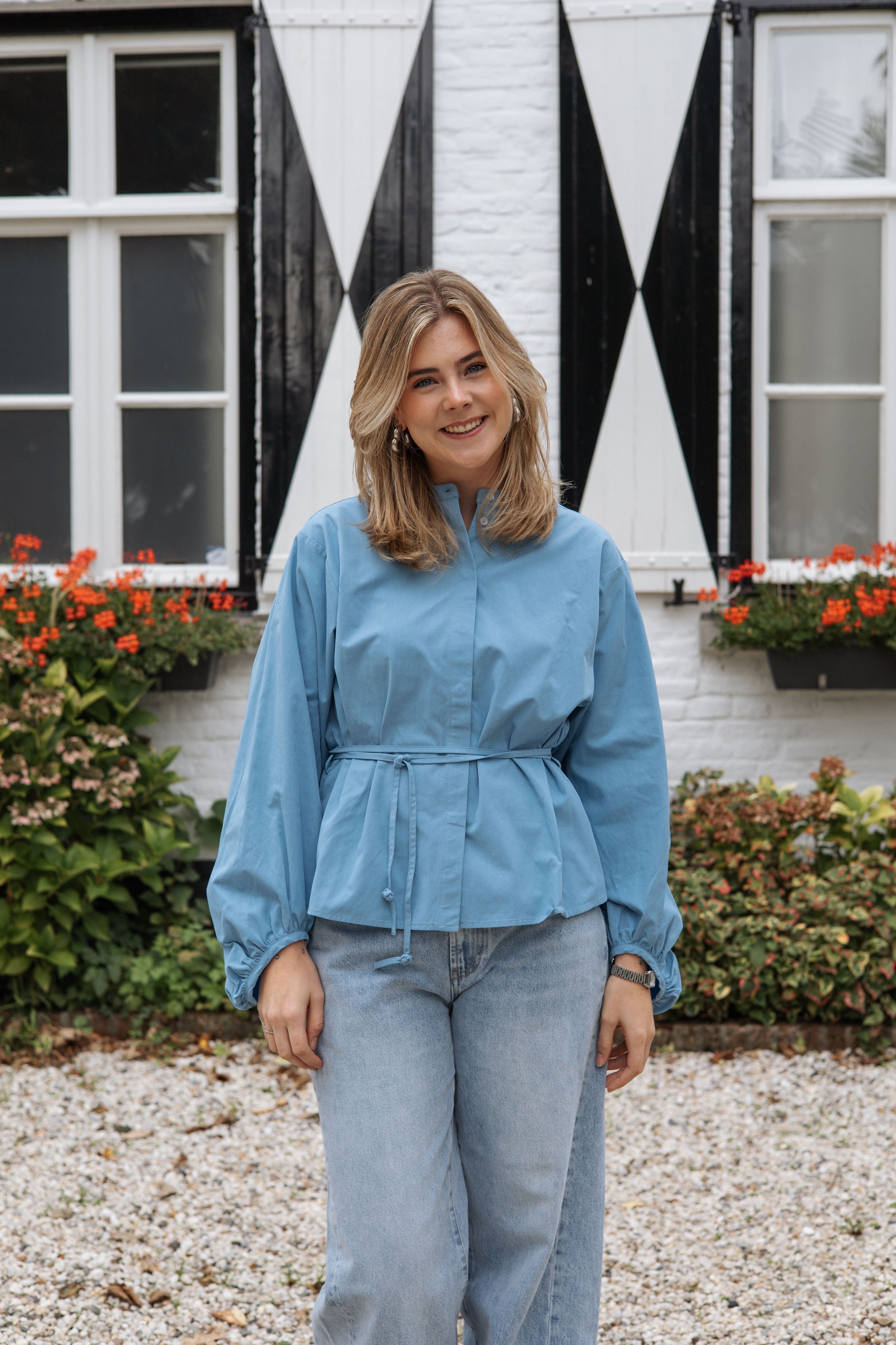 Shirts & blouses