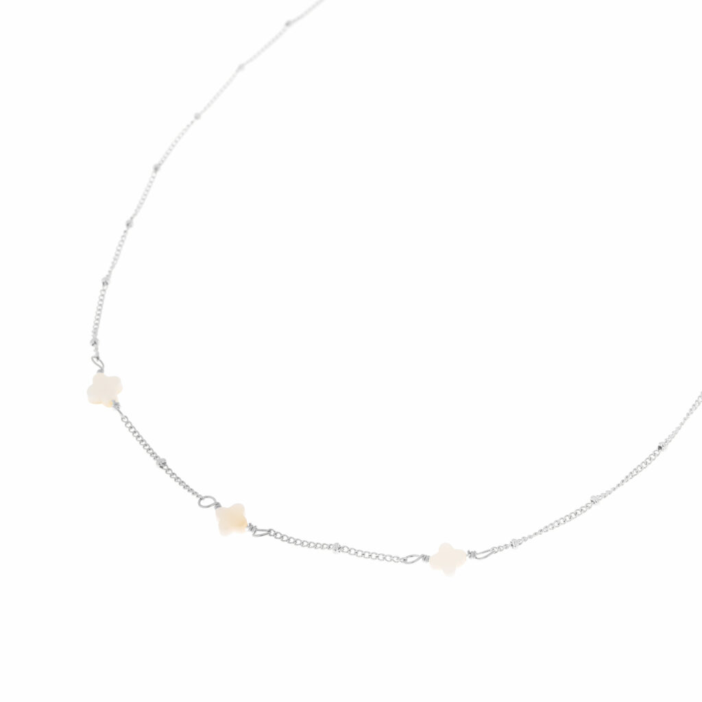 White clover necklace silver