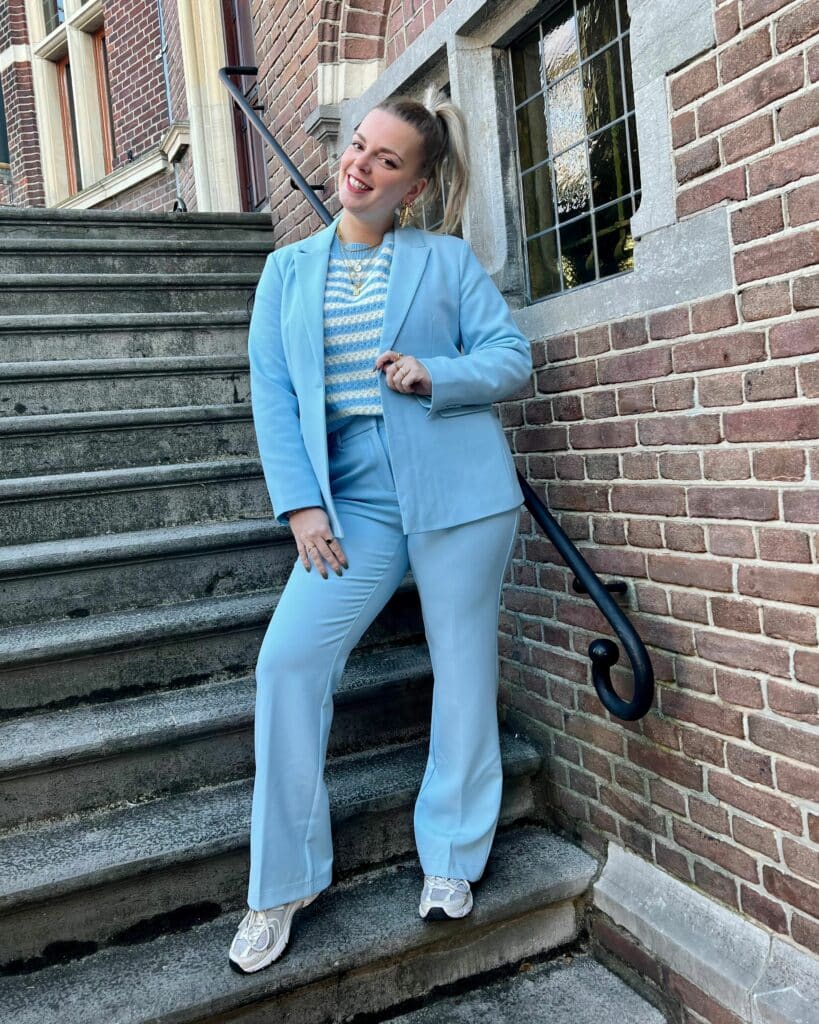 Yaslikka ls blazer noos - clear sky