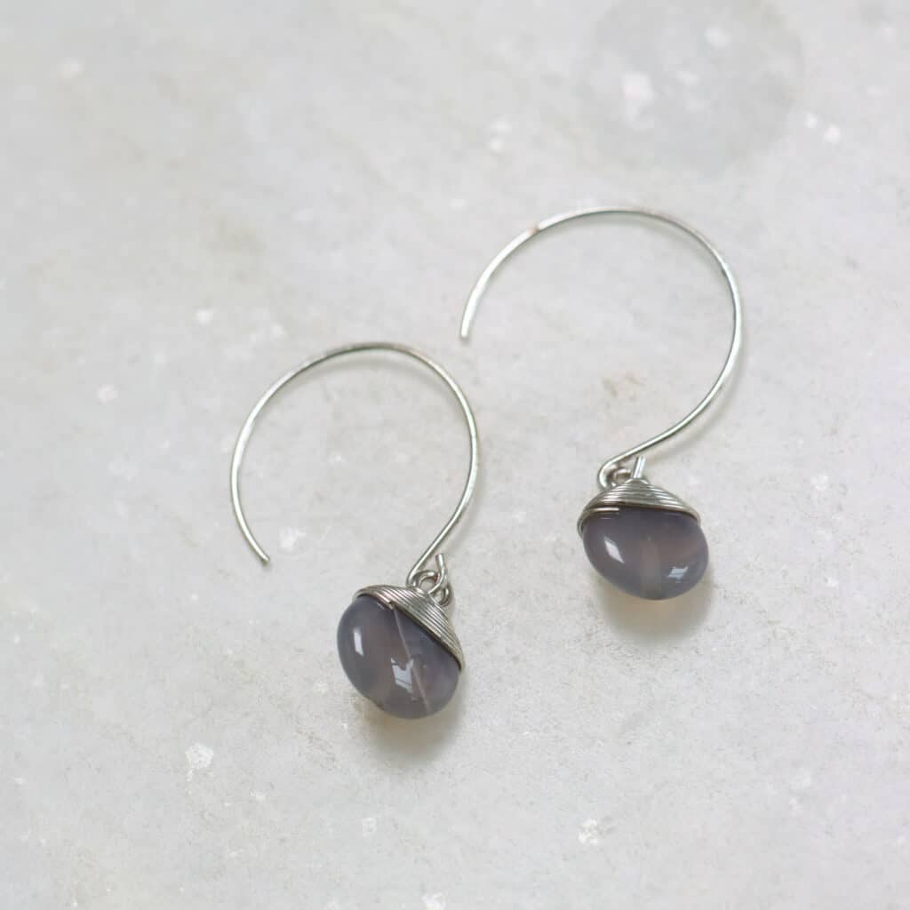 8_20 messing earring grey stone silver