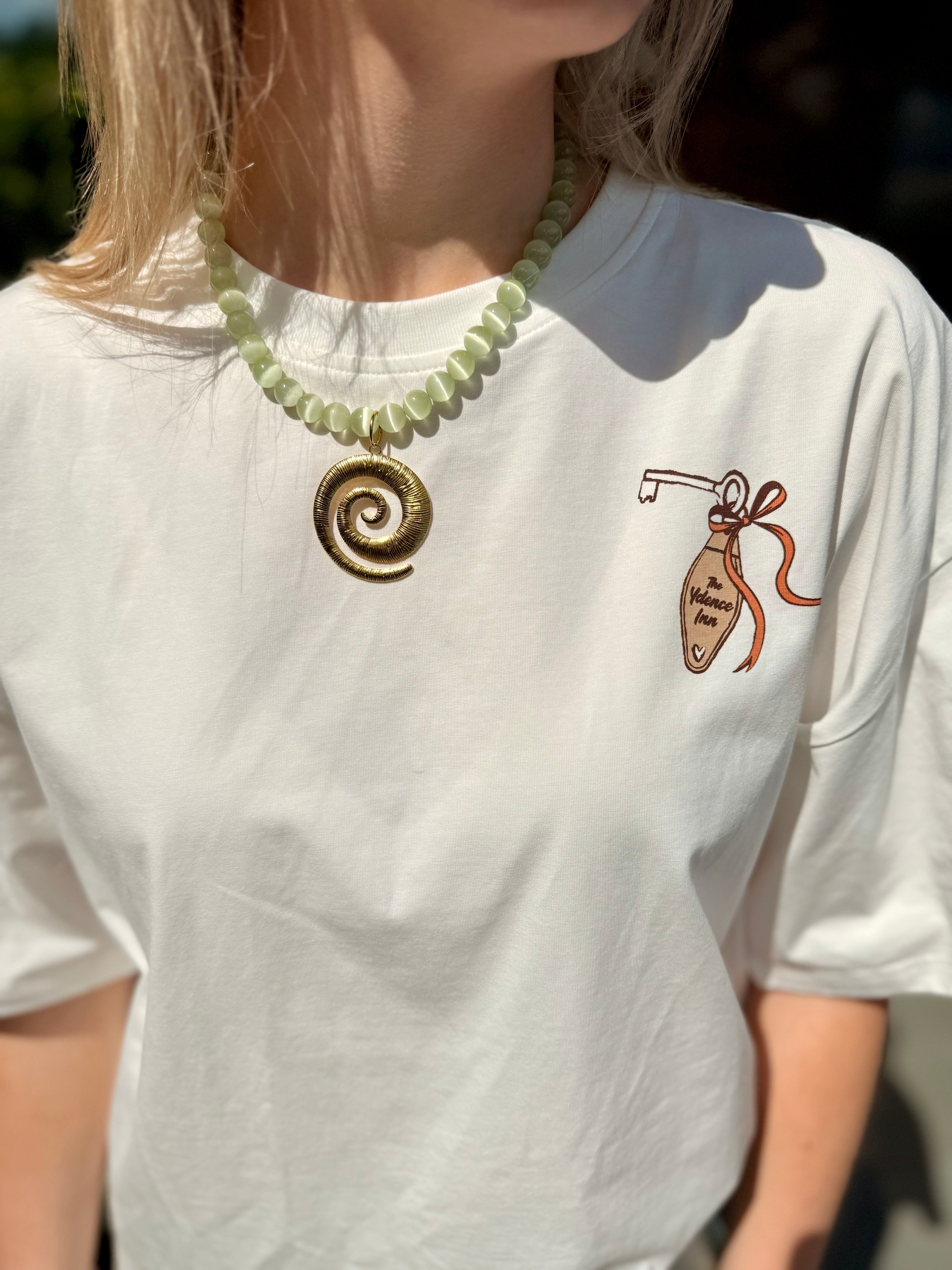 T-Shirt The ydence Inn - Off white