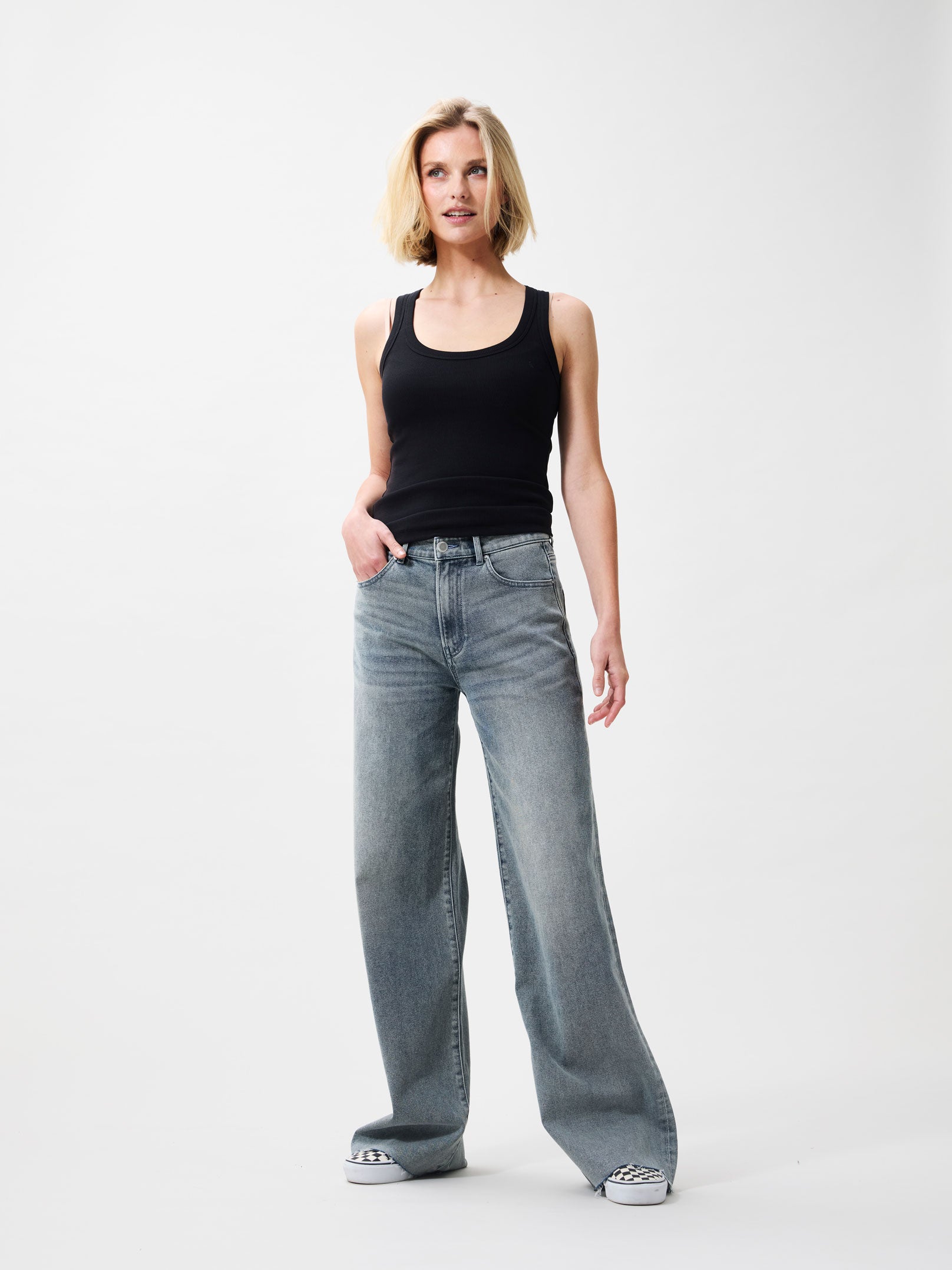 Loose fit jeans - tinted blue