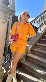 Yasmolea hw shorts - Blazing orange uria print