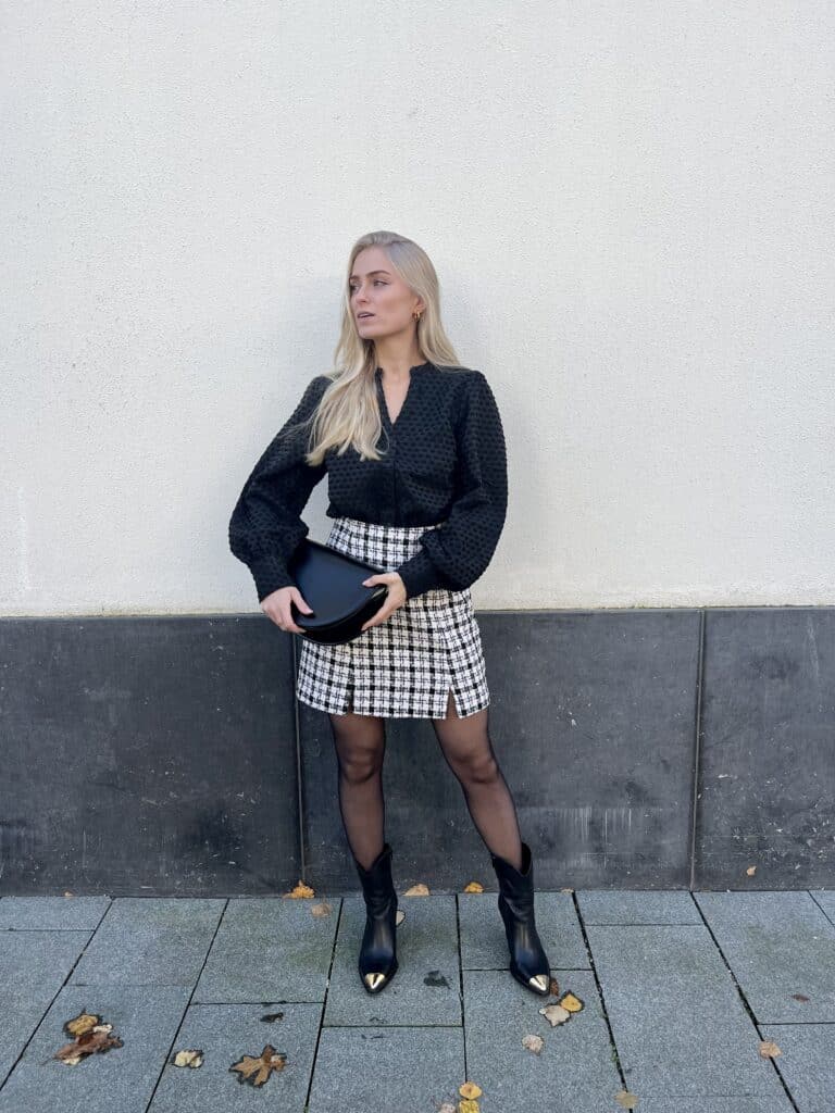 Mschhensella shirt - black