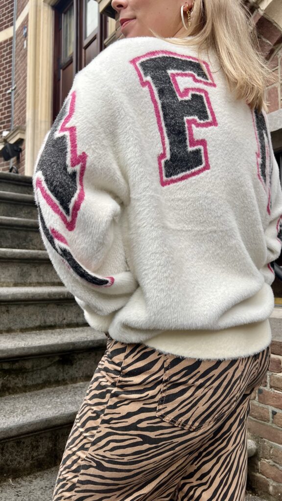 Knitted sweater Neva - creamy white