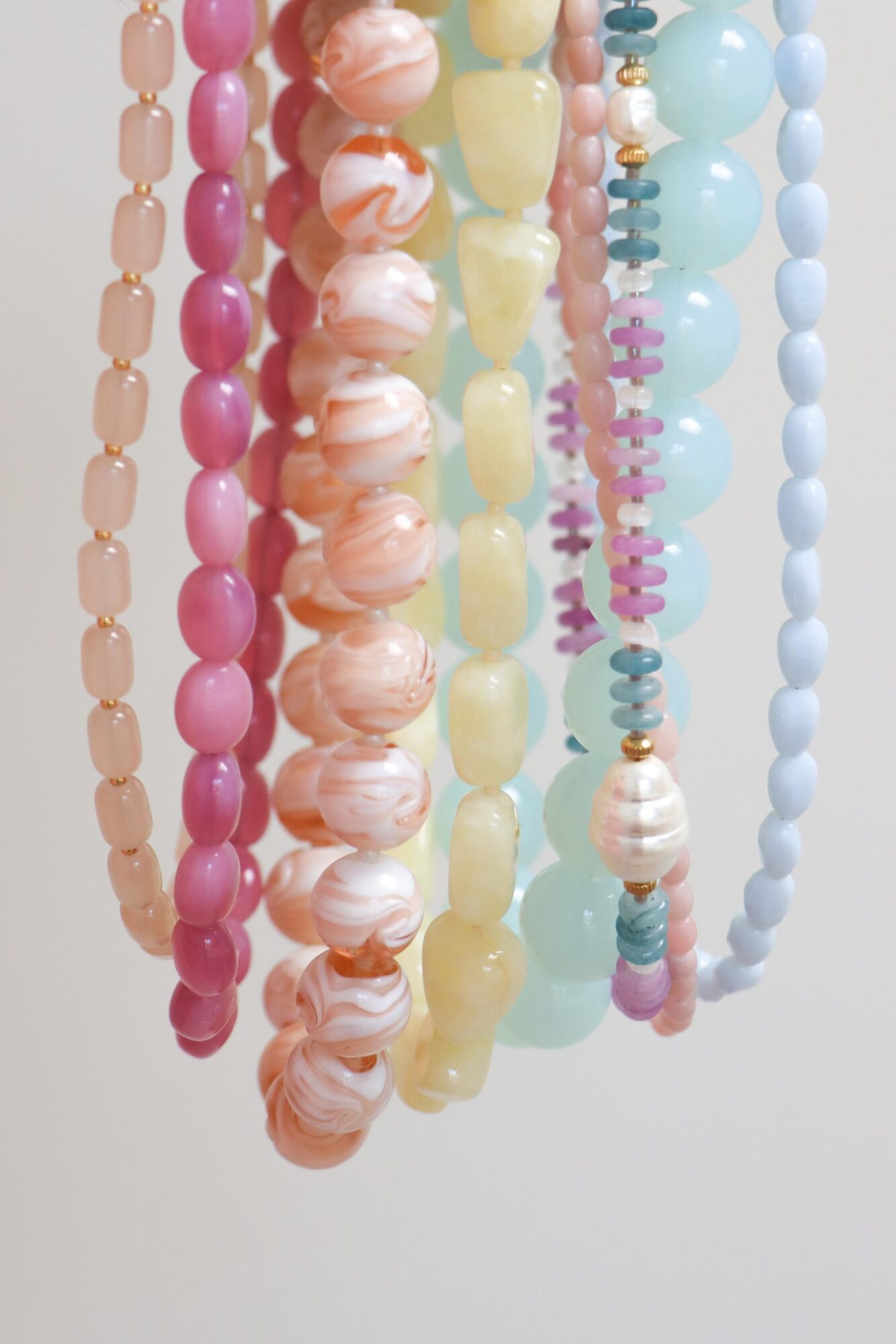 Butter yellow necklace gold