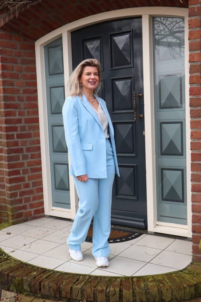 Yaslikka ls blazer noos - clear sky
