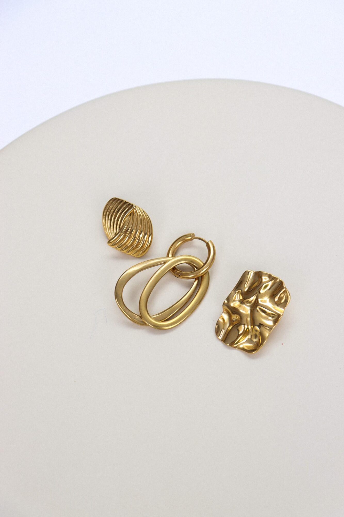 Louise hoop gold