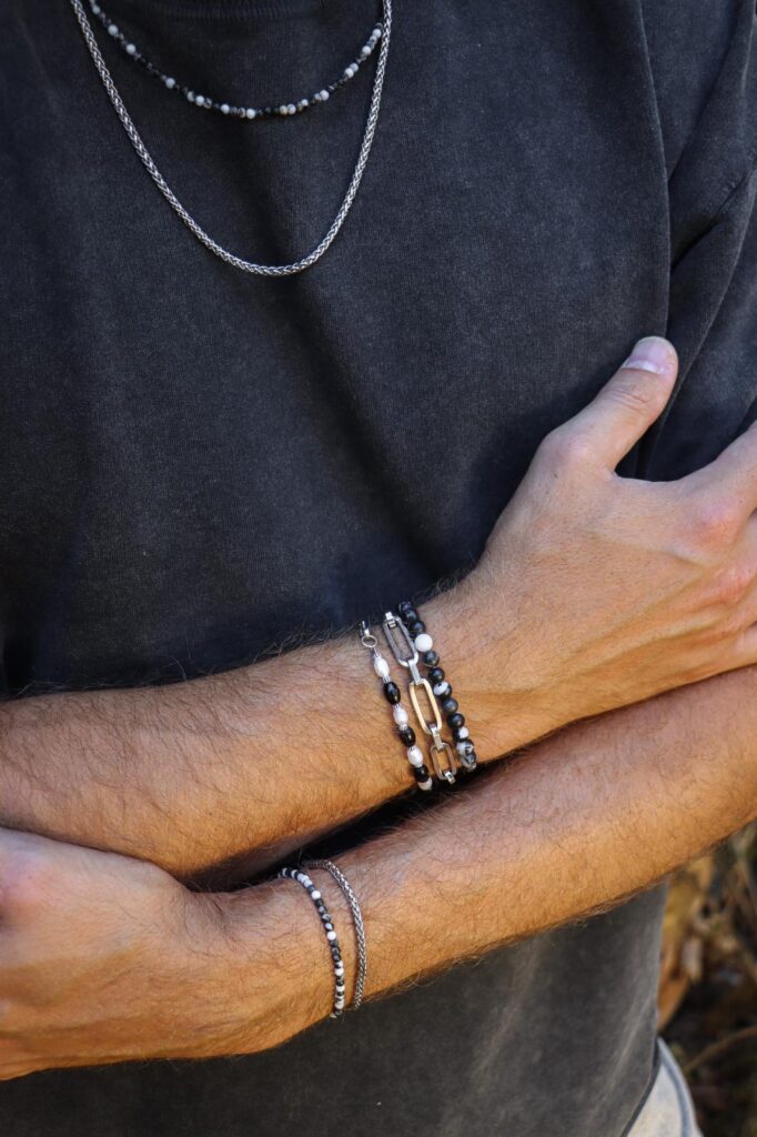 Black pearl bracelet silver