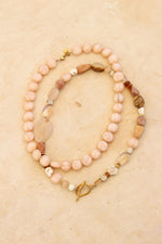 Marble rose necklace gold