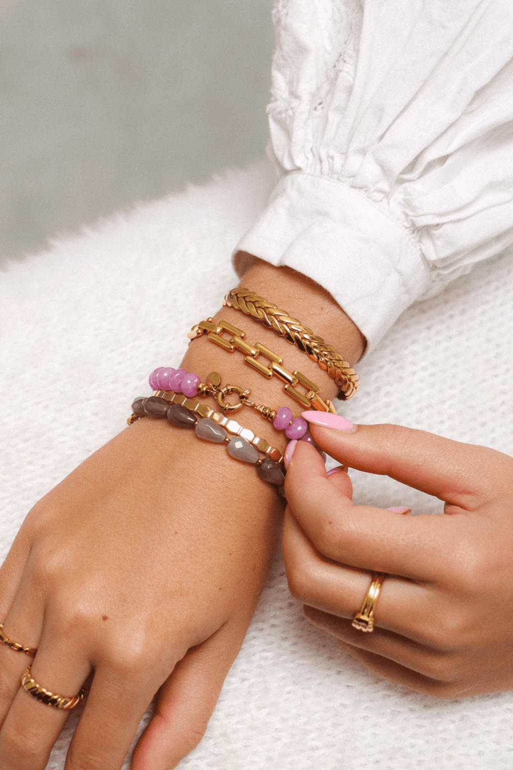 Queen of cubes bracelet gold