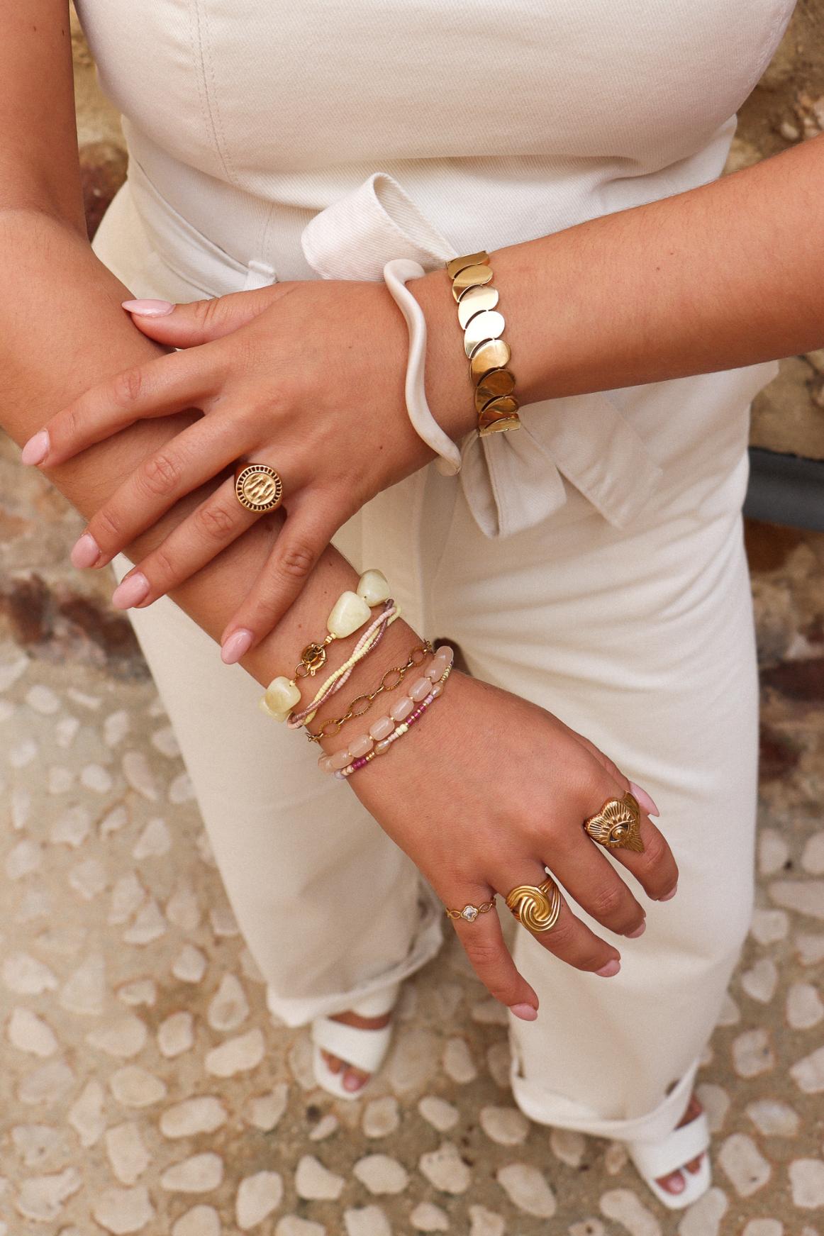 Sea whisper bangle gold