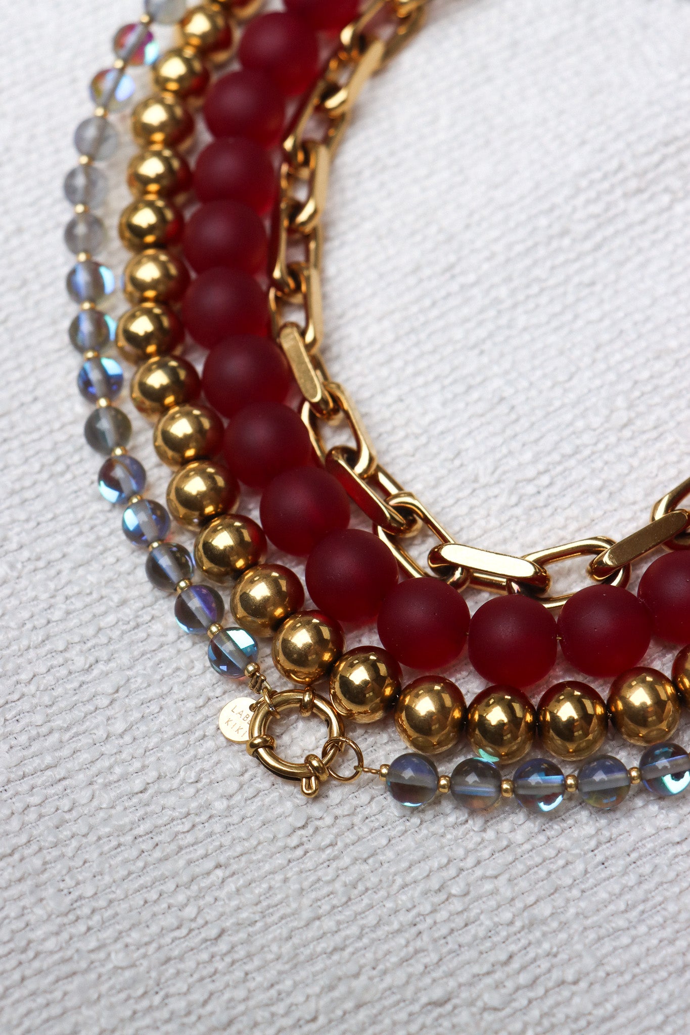 Rouge necklace gold