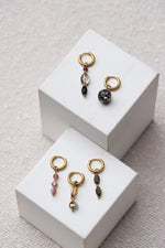 Grey diamonds hoop gold