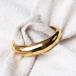 Classy bangle gold