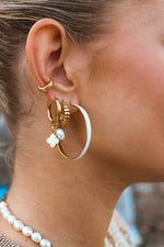 Single pearl clover hoop gold