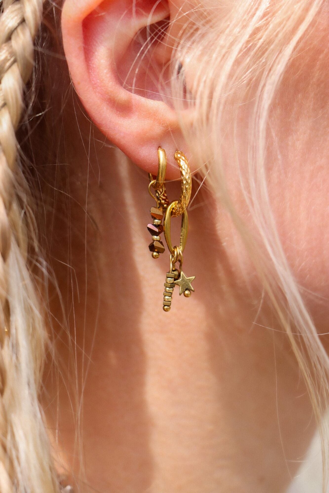 Single triple brown hoop gold