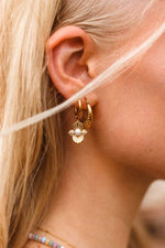 Single Whale hoop gold