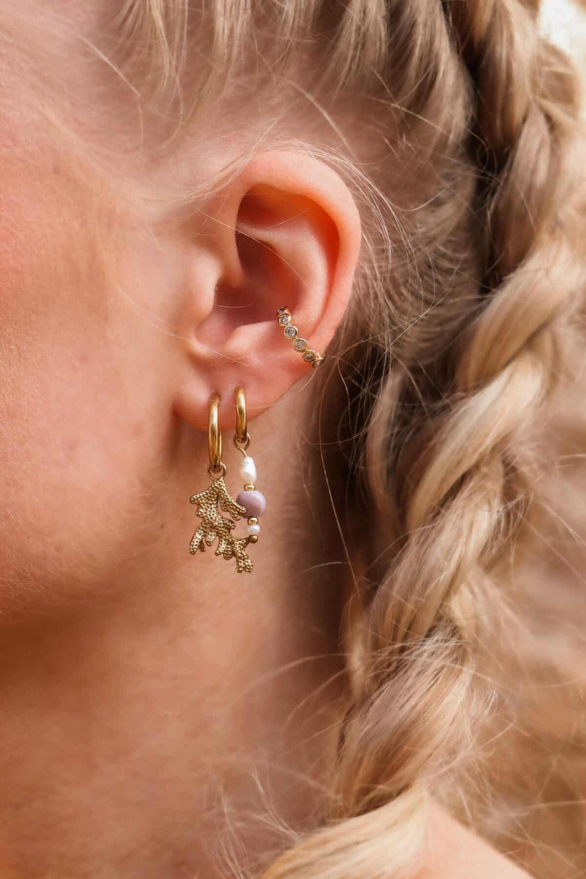 Single Misty Lilac Hoop Gold