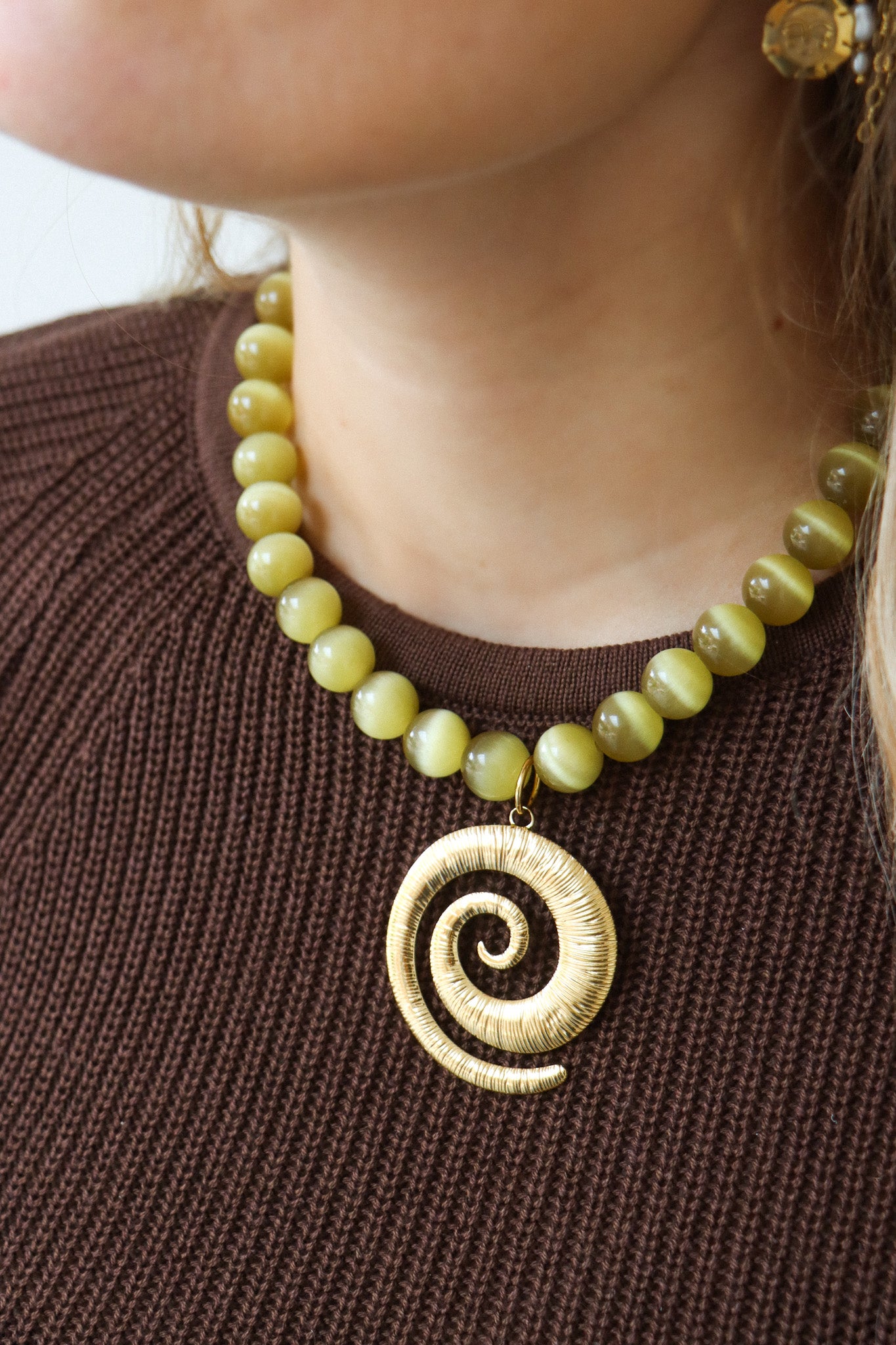 Wild grove necklace gold