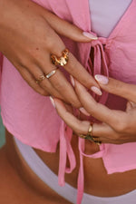 Small White Ring Gold
