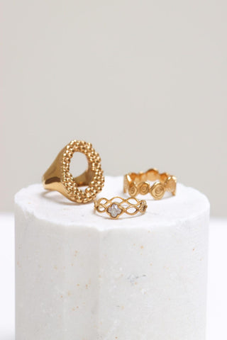 Organic bubble ring gold