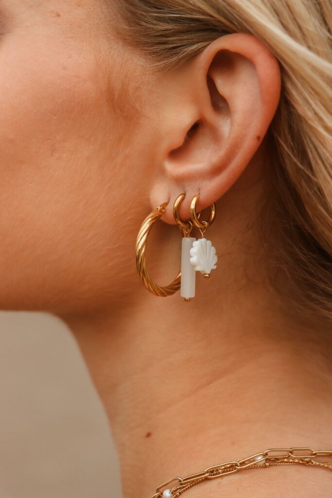 Big twisted rope hoop gold