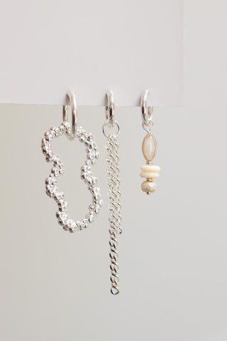 Natural shell hoop silver