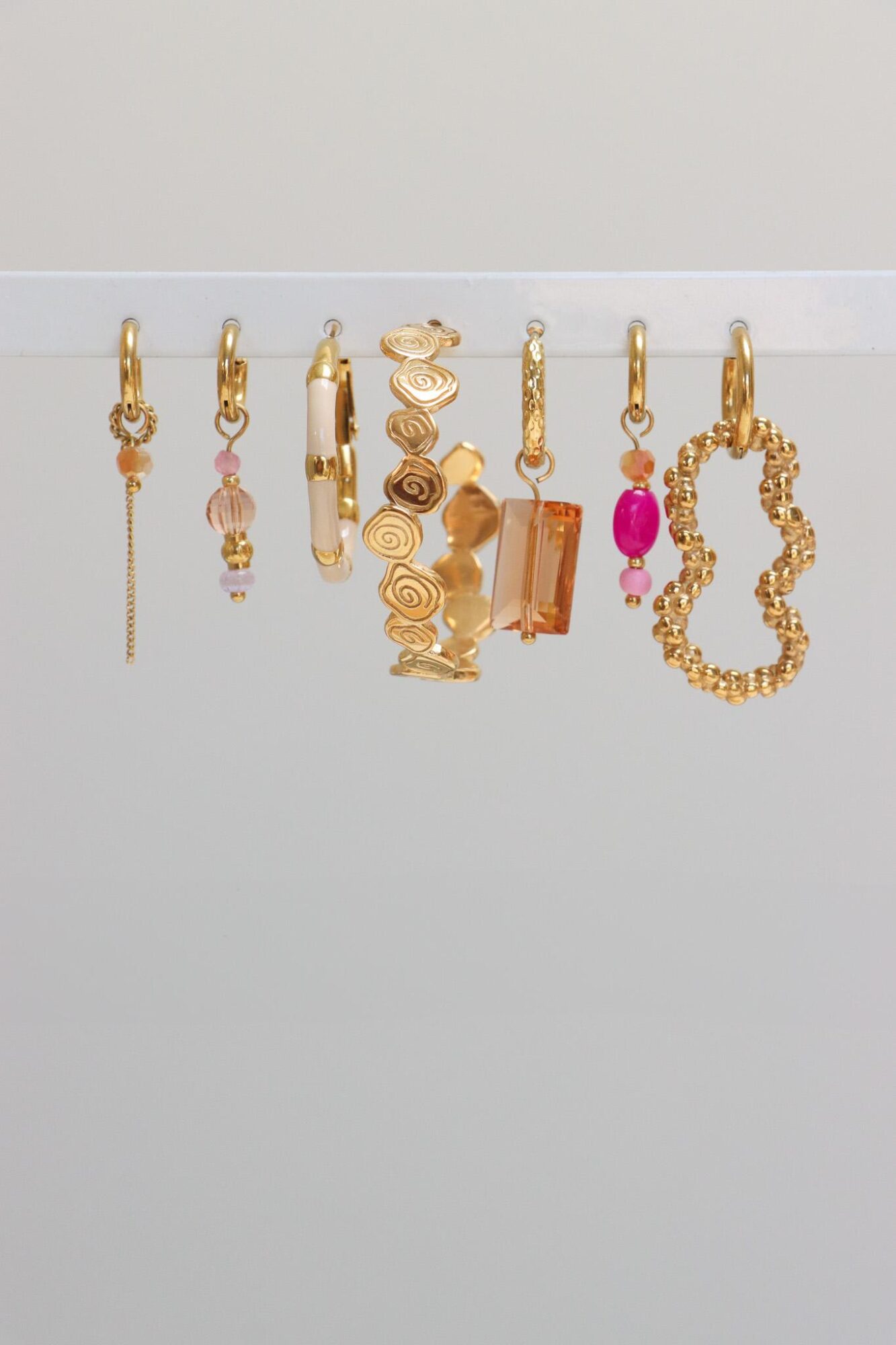 Organic bubble hoop gold