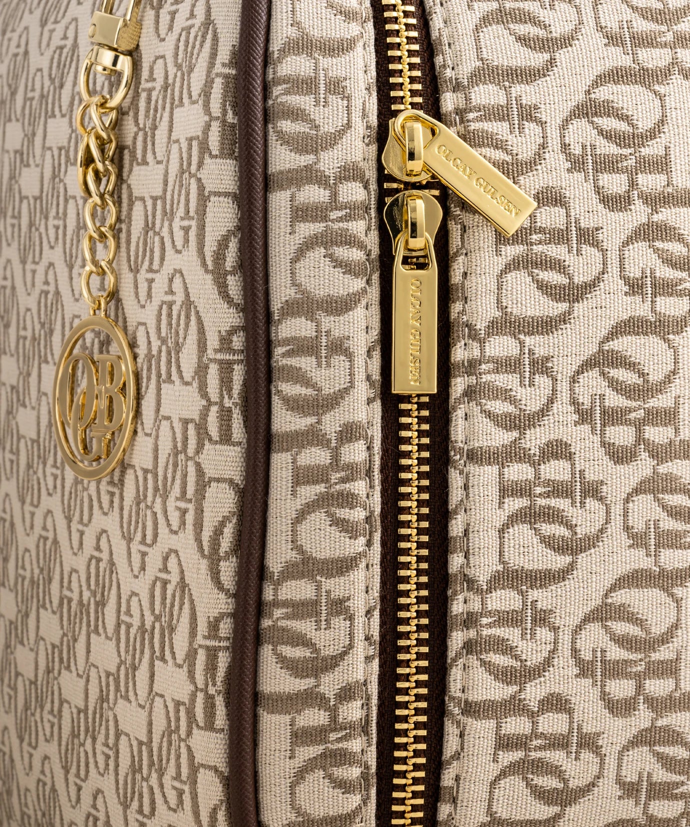 Jaquard make-up case
