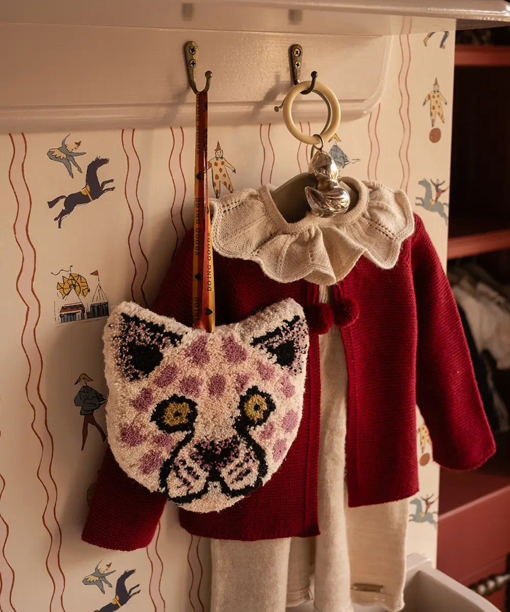 Lilly Leopard gift hanger