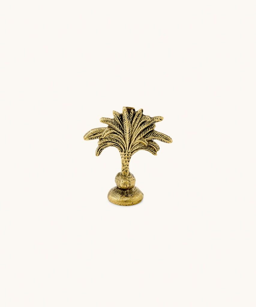 Marlin palm card holder