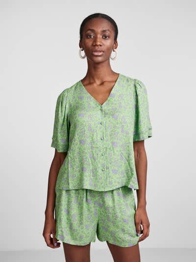 Yasstelli hw short - summer green