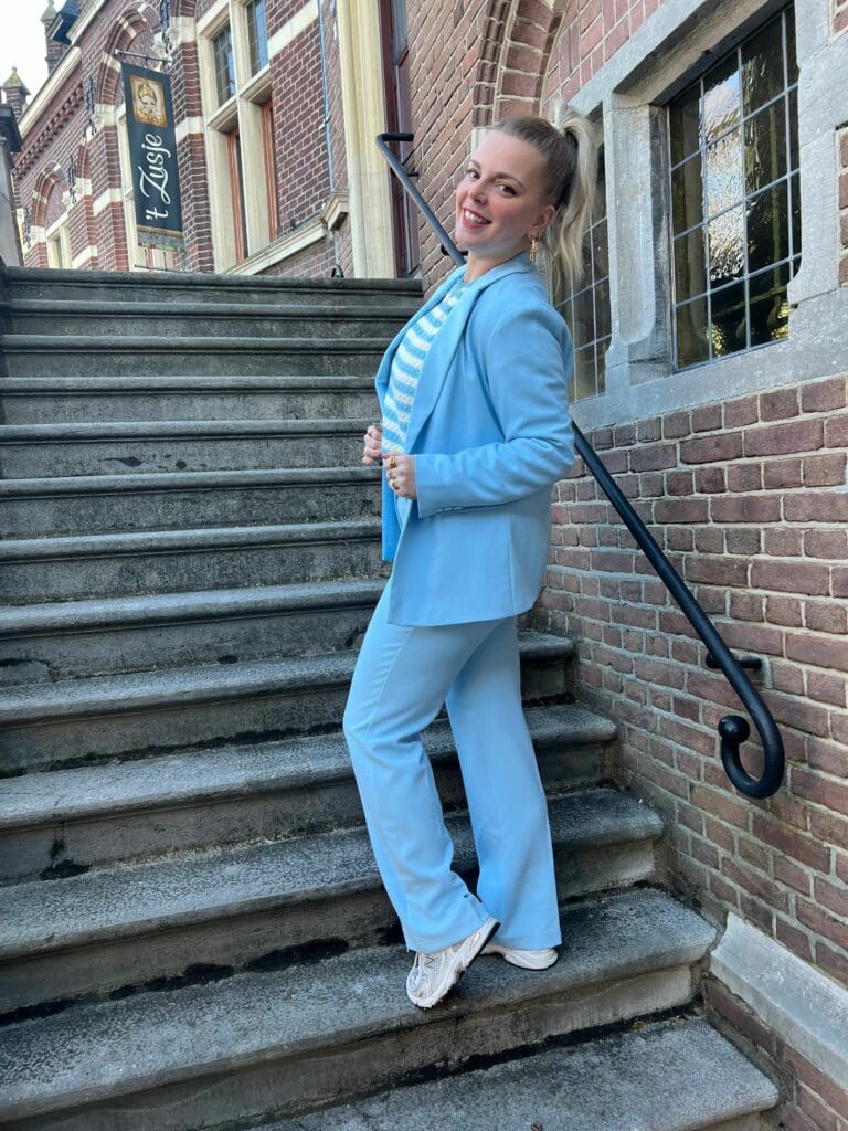 Yaslikka ls blazer noos - clear sky