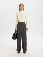 Slflina land ls high neck top - egret