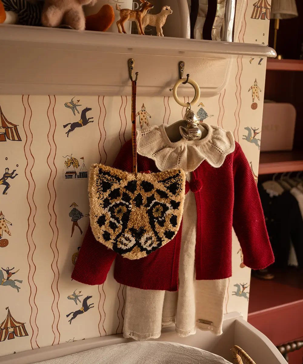 Loony Leopard gift hanger
