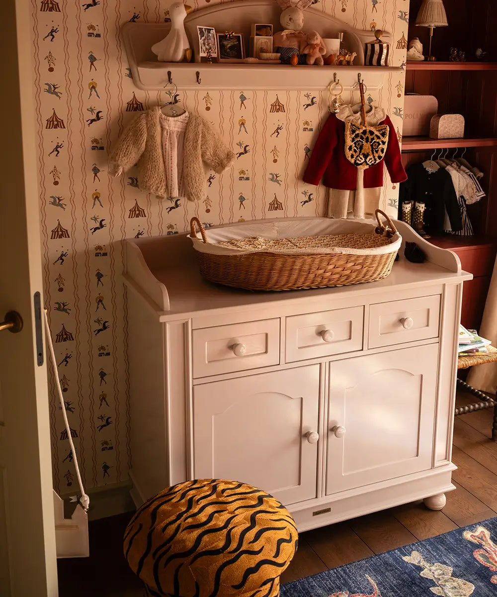 Loony Leopard gift hanger
