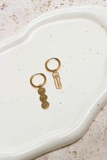 Single happy smiley hoop gold