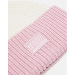 Kara badge beanie os - egret/pink